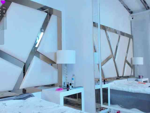 AnissaFox webcam