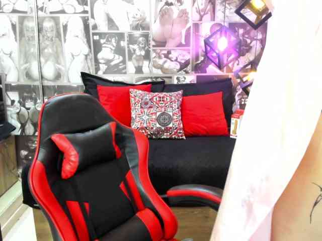 EmillyPeyton webcam