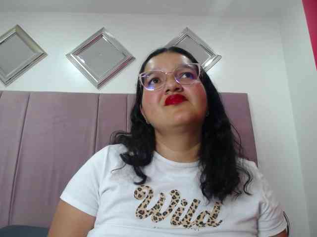 LillyRousee webcam