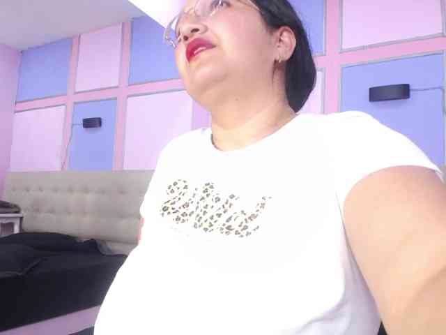 LillyRousee webcam