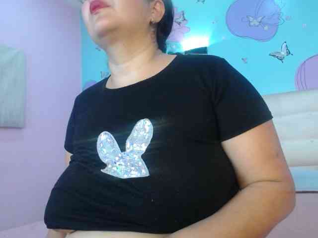 LillyRousee webcam