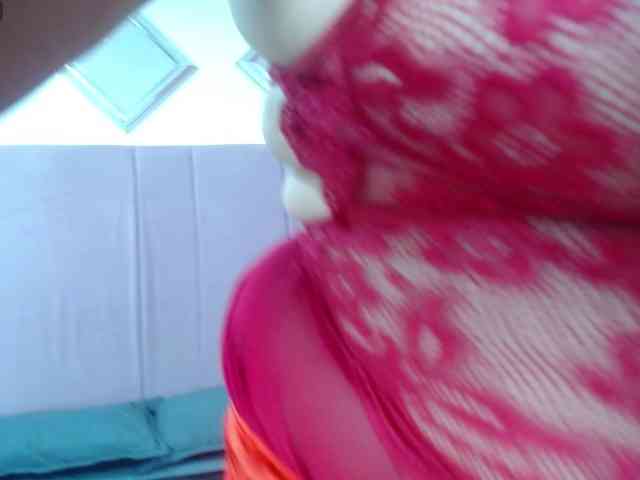 LillyRousee webcam