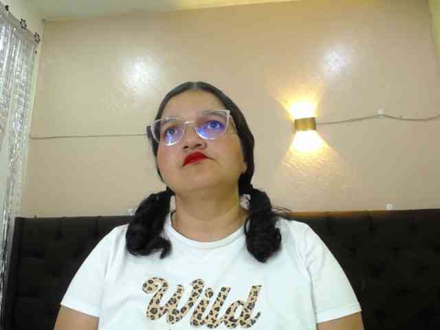 LillyRousee webcam
