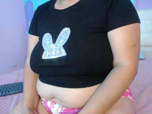 LillyRousee webcam