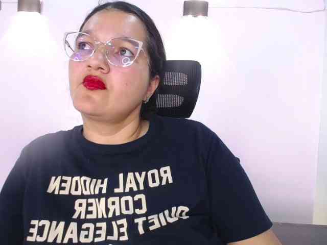 LillyRousee webcam