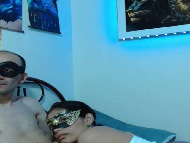 couplehot27 Live Cam on BongaCams