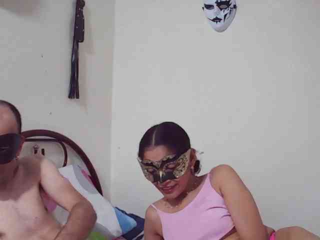 couplehot27 Live Webcam on BongaCams