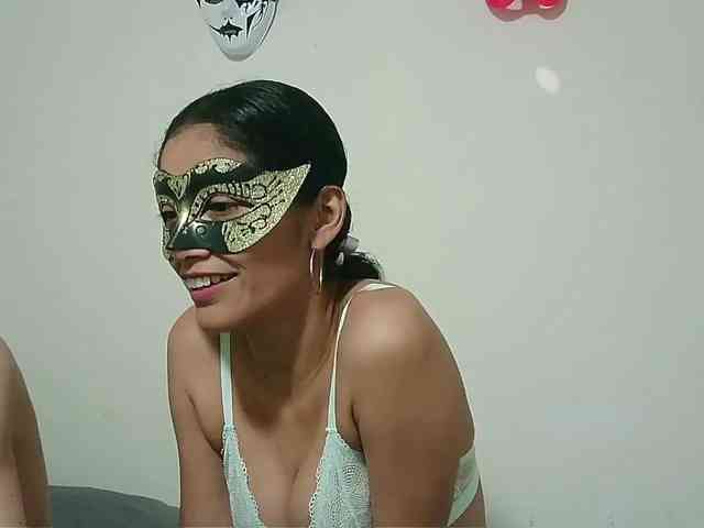 couplehot27