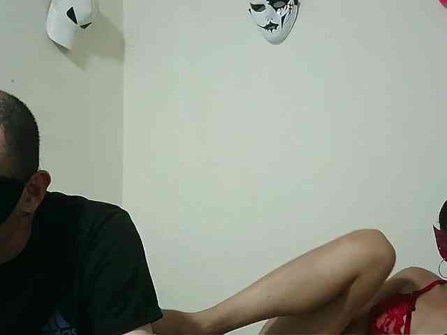 couplehot27 Live Webcam on BongaCams