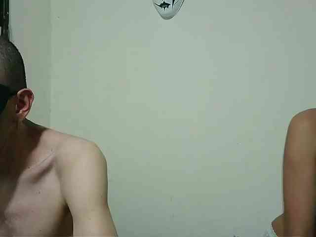 couplehot27