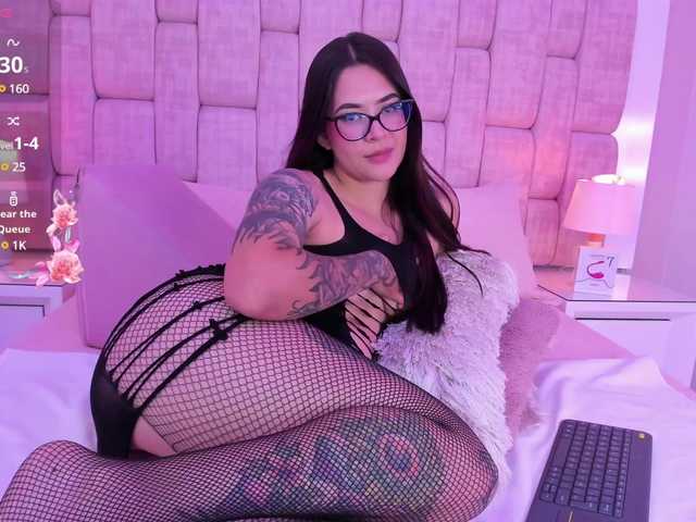  LaurenGil chat room