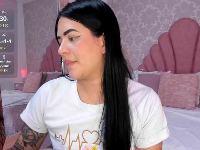 live sex webcam LaurenGil