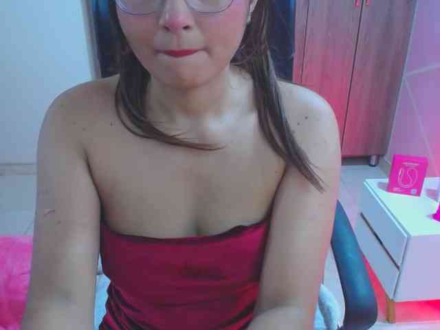 YourMaddy webcam