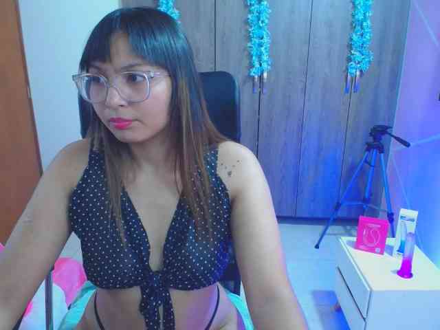 YourMaddy webcam