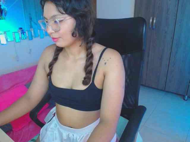 YourMaddy webcam