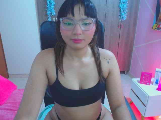 YourMaddy webcam