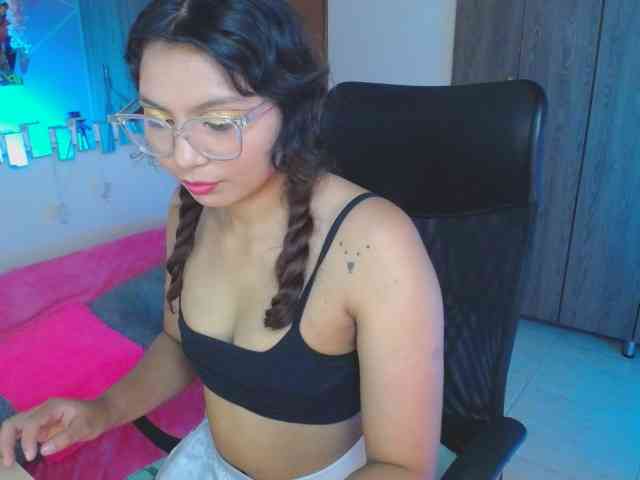 YourMaddy webcam