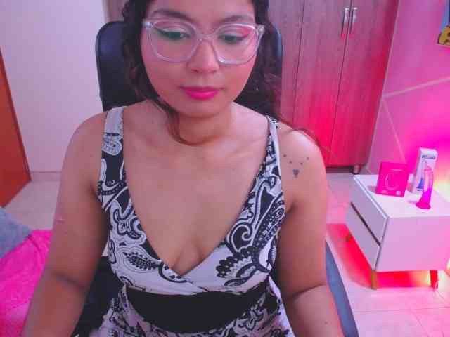 YourMaddy webcam