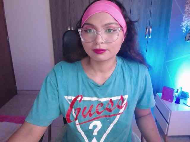 YourMaddy webcam