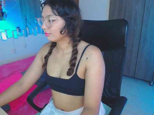 YourMaddy webcam