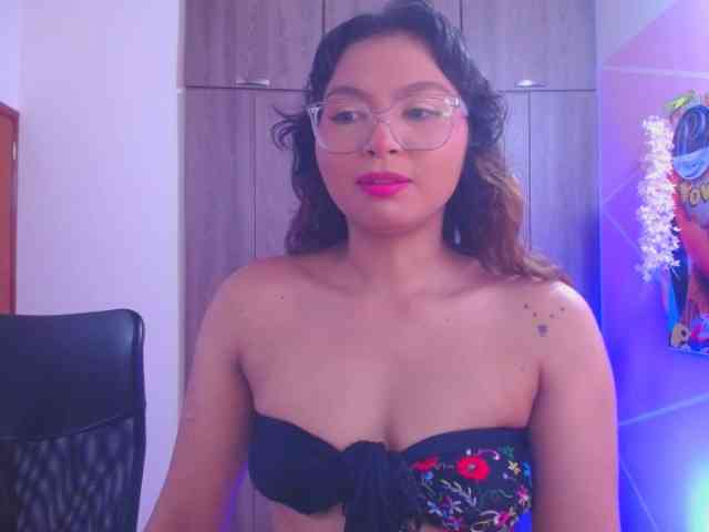 YourMaddy webcam