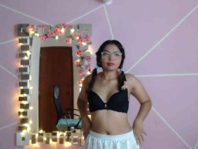 YourMaddy webcam