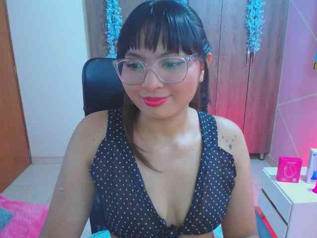 YourMaddy webcam