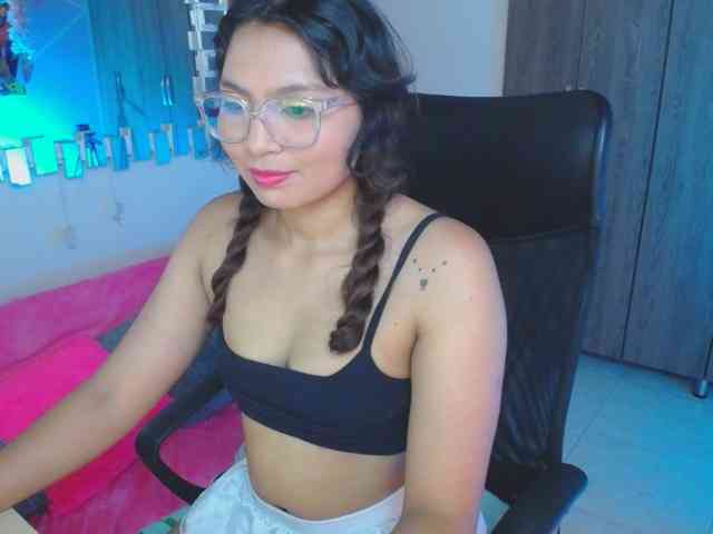 YourMaddy webcam