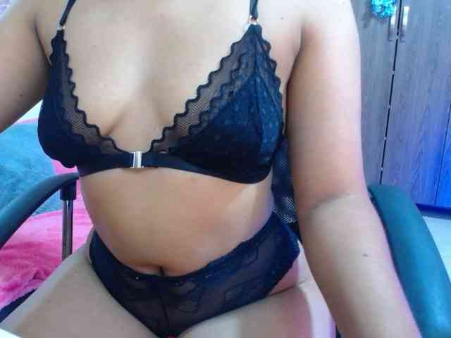 YourMaddy webcam