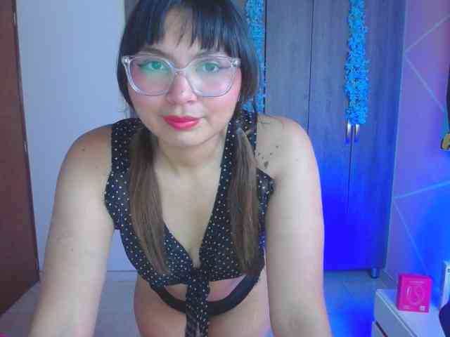 YourMaddy webcam
