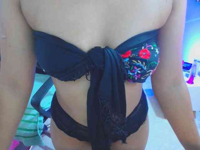 YourMaddy webcam