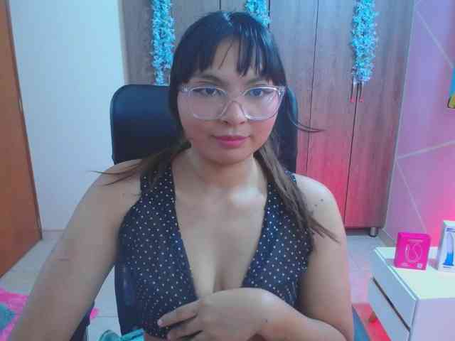 YourMaddy webcam