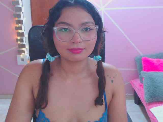 YourMaddy webcam