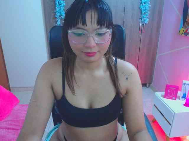 YourMaddy webcam