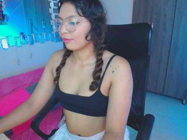 YourMaddy webcam