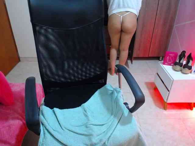 YourMaddy webcam