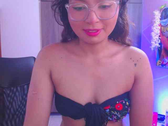 YourMaddy webcam