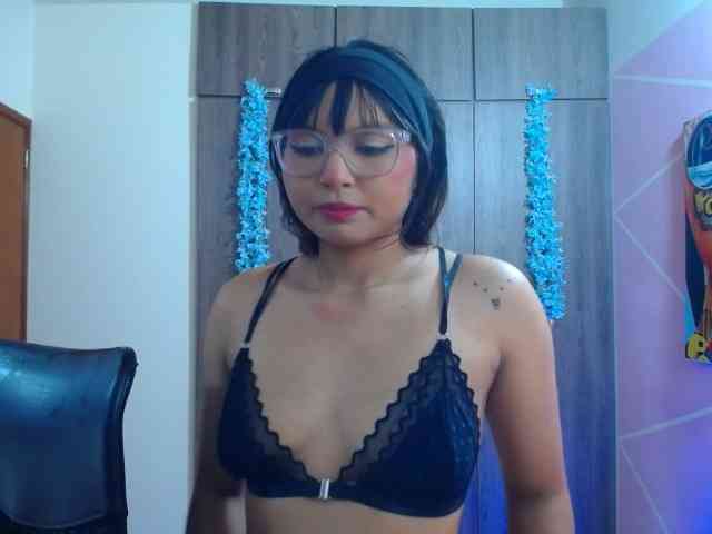 YourMaddy webcam