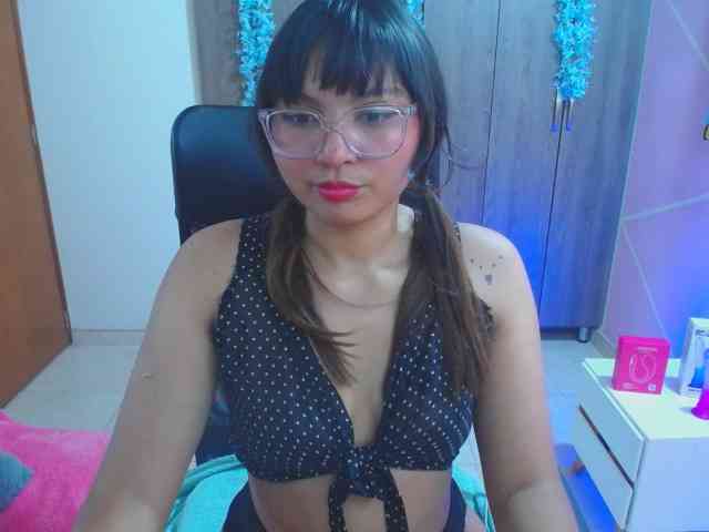 YourMaddy webcam