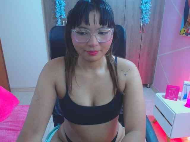 YourMaddy webcam