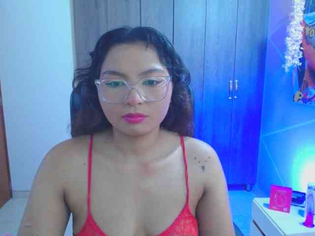 YourMaddy webcam