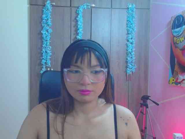 YourMaddy webcam