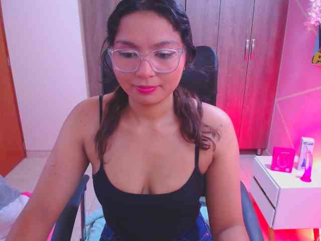 YourMaddy webcam