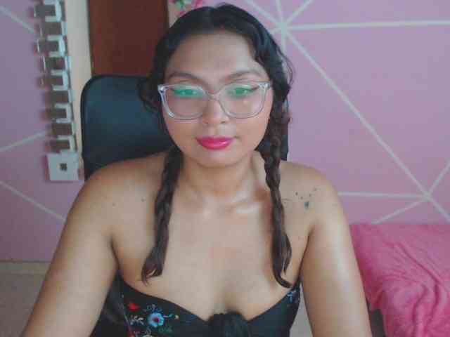 YourMaddy webcam