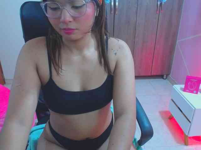 YourMaddy webcam