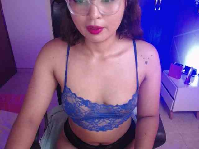 YourMaddy webcam