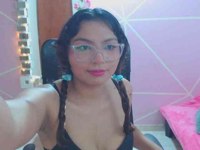YourMaddy webcam