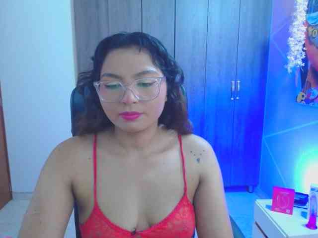 YourMaddy webcam