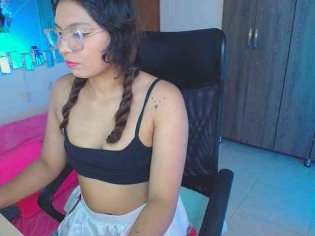 YourMaddy webcam