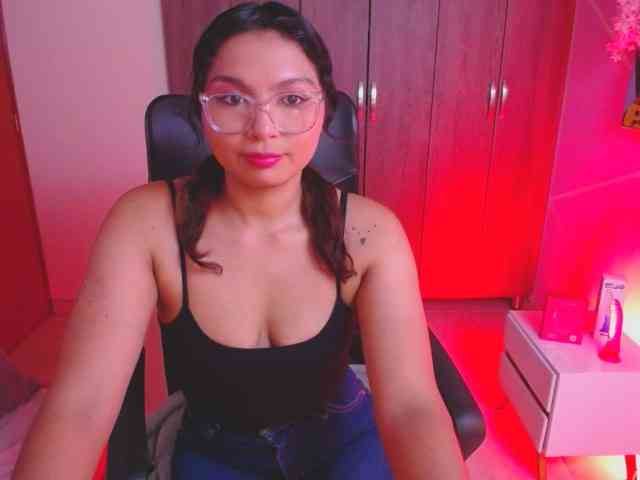 YourMaddy webcam